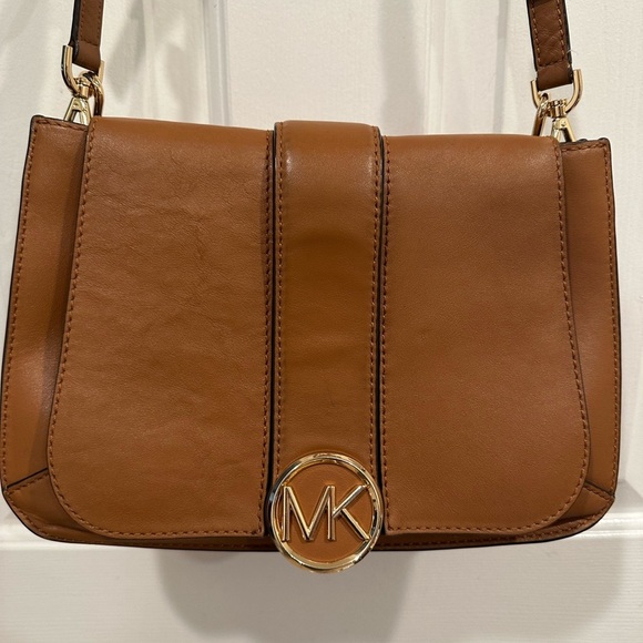 Classic Michael Kors Leather Purse